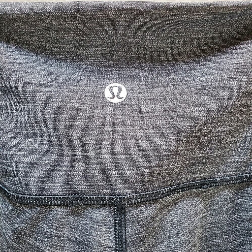 Lululemon Legging Pants Womens 6 Yoga Crop Wunder Under Gray Stretch Athleisure - Picture 8 of 9